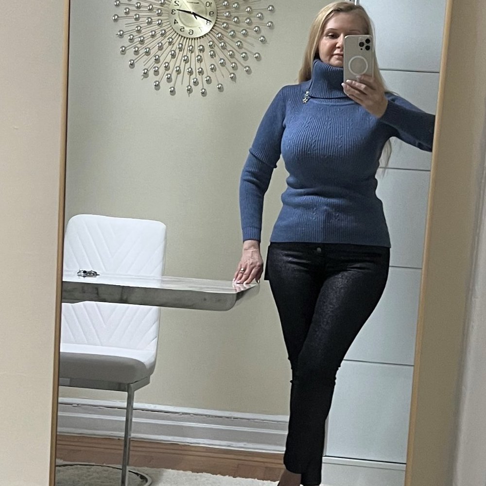 Cashmere blue sweater.  S/M size.